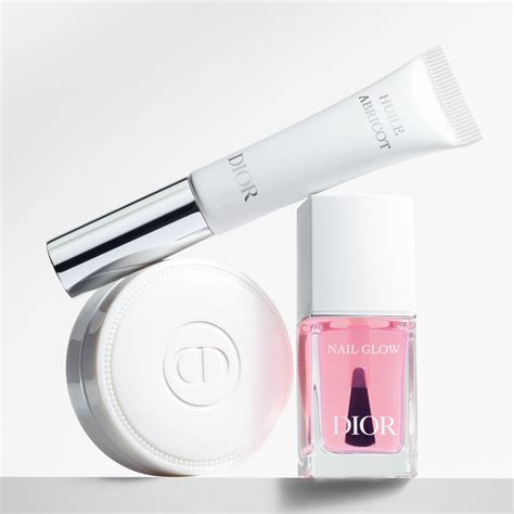 DIOR Vernis Crème Abricot .